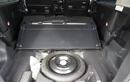 Toyota Roomy I, 2017 год, 1 199 000 рублей, 24 фотография