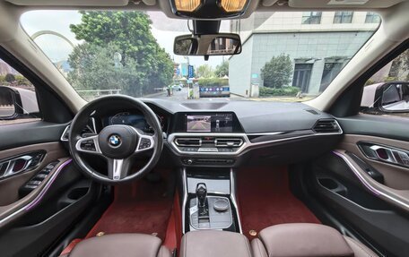 BMW 3 серия, 2021 год, 2 900 000 рублей, 7 фотография