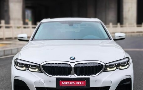 BMW 3 серия, 2021 год, 2 900 000 рублей, 2 фотография