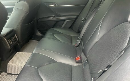 Toyota Camry, 2021 год, 2 950 000 рублей, 9 фотография