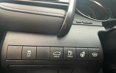 Toyota Camry, 2021 год, 2 950 000 рублей, 17 фотография