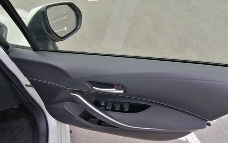 Toyota Corolla, 2019 год, 2 100 000 рублей, 15 фотография