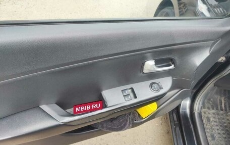 KIA Rio III рестайлинг, 2015 год, 600 000 рублей, 13 фотография