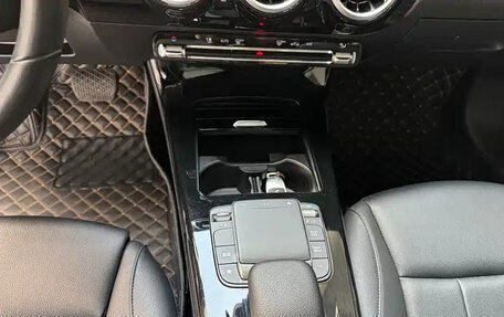 Mercedes-Benz A-Класс, 2022 год, 2 090 000 рублей, 15 фотография