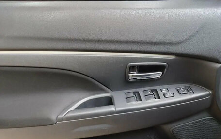 Mitsubishi ASX I рестайлинг, 2011 год, 1 090 000 рублей, 14 фотография