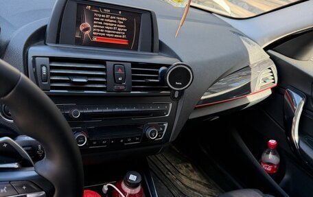 BMW 1 серия, 2011 год, 1 300 000 рублей, 2 фотография