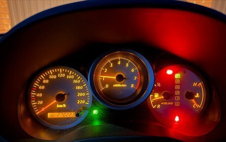 Toyota RAV4, 2004 год, 770 000 рублей, 5 фотография