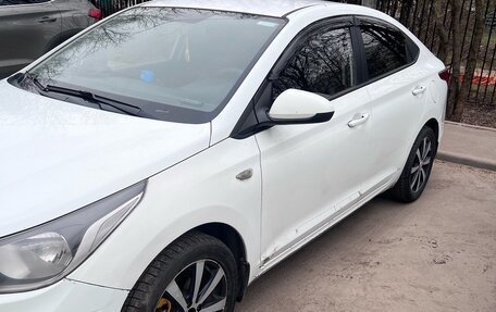 Hyundai Solaris II рестайлинг, 2017 год, 680 000 рублей, 10 фотография