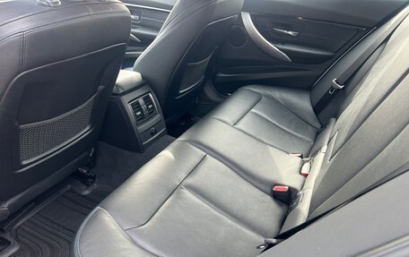 BMW 3 серия, 2018 год, 2 950 000 рублей, 11 фотография