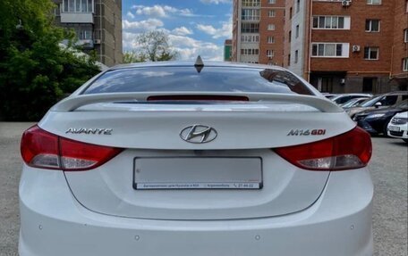 Hyundai Avante, 2011 год, 1 300 000 рублей, 3 фотография