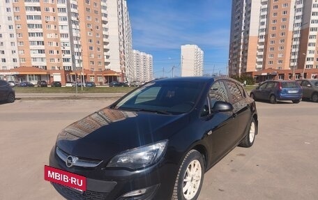 Opel Astra J, 2013 год, 700 000 рублей, 2 фотография