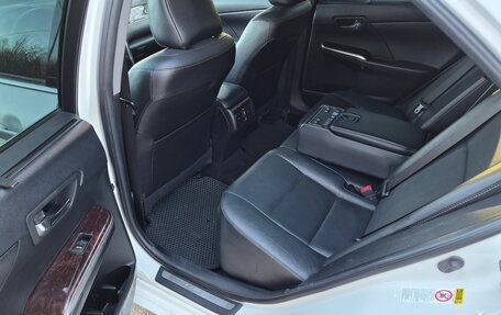 Toyota Camry, 2016 год, 2 080 000 рублей, 14 фотография