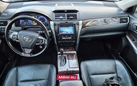 Toyota Camry, 2016 год, 2 080 000 рублей, 11 фотография