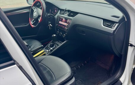 Skoda Octavia, 2019 год, 2 300 000 рублей, 8 фотография