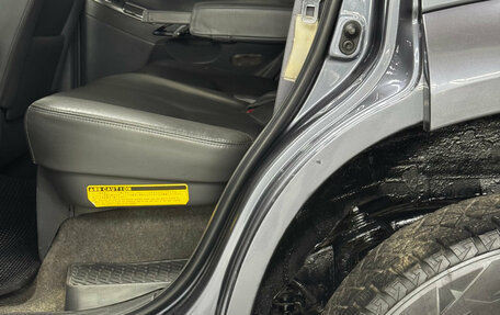 Toyota Land Cruiser Prado 120 рестайлинг, 2006 год, 2 447 000 рублей, 25 фотография