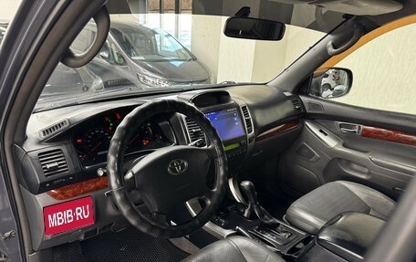 Toyota Land Cruiser Prado 120 рестайлинг, 2006 год, 2 447 000 рублей, 17 фотография