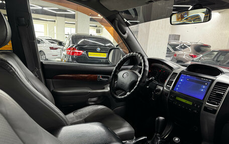 Toyota Land Cruiser Prado 120 рестайлинг, 2006 год, 2 447 000 рублей, 34 фотография