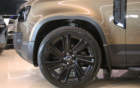 Land Rover Defender II, 2020 год, 5 500 000 рублей, 22 фотография