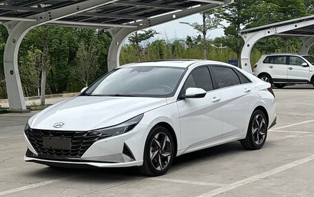 Hyundai Elantra, 2021 год, 1 107 000 рублей, 2 фотография
