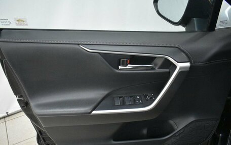 Toyota RAV4, 2021 год, 3 399 000 рублей, 5 фотография