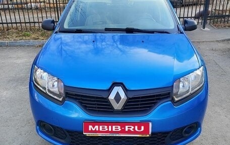 Renault Sandero II рестайлинг, 2015 год, 505 000 рублей, 1 фотография