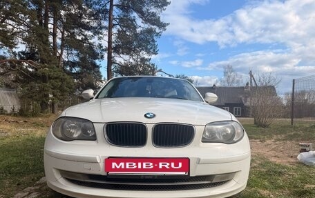 BMW 1 серия, 2010 год, 1 030 000 рублей, 3 фотография