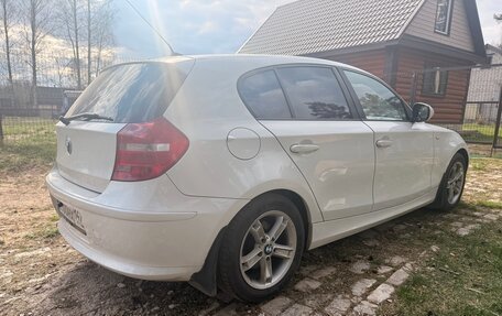 BMW 1 серия, 2010 год, 1 030 000 рублей, 7 фотография
