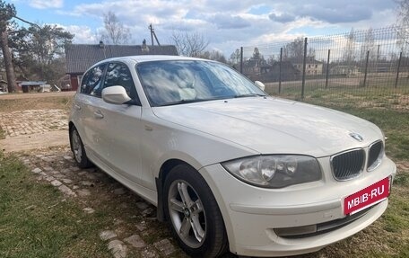 BMW 1 серия, 2010 год, 1 030 000 рублей, 5 фотография