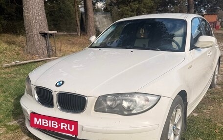BMW 1 серия, 2010 год, 1 030 000 рублей, 12 фотография