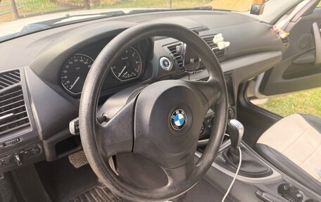 BMW 1 серия, 2010 год, 1 030 000 рублей, 19 фотография