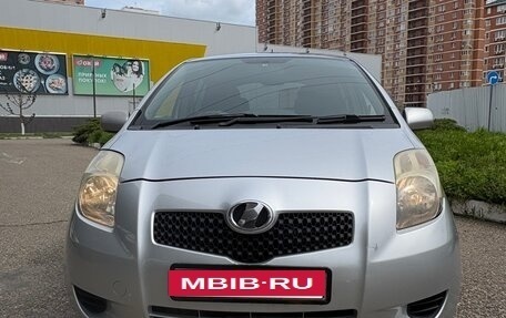 Toyota Vitz, 2005 год, 450 000 рублей, 2 фотография