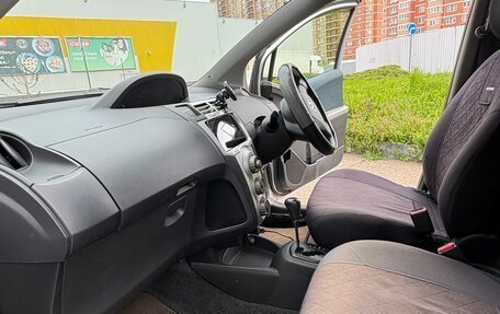 Toyota Vitz, 2005 год, 450 000 рублей, 9 фотография