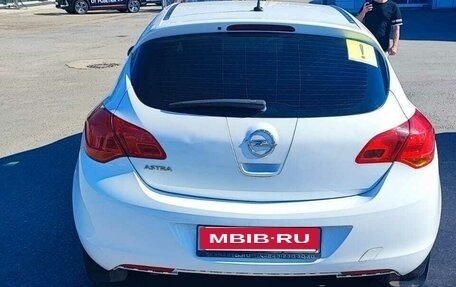 Opel Astra J, 2010 год, 640 000 рублей, 4 фотография