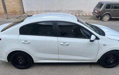 KIA Rio IV, 2020 год, 950 000 рублей, 4 фотография