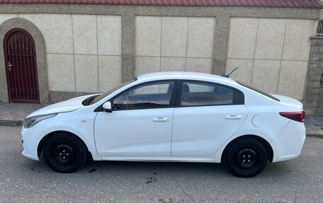 KIA Rio IV, 2020 год, 950 000 рублей, 8 фотография