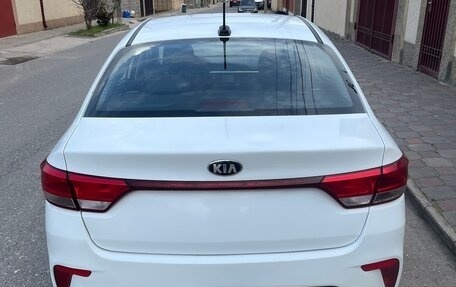 KIA Rio IV, 2020 год, 950 000 рублей, 6 фотография