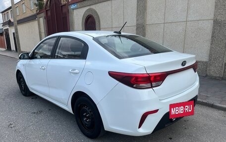 KIA Rio IV, 2020 год, 950 000 рублей, 7 фотография