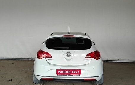 Opel Astra J, 2013 год, 670 000 рублей, 5 фотография