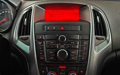 Opel Astra J, 2013 год, 670 000 рублей, 13 фотография