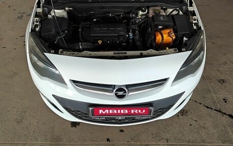 Opel Astra J, 2013 год, 670 000 рублей, 14 фотография