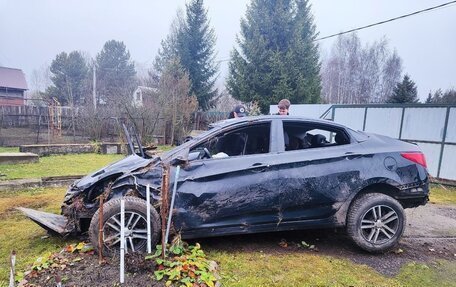 Hyundai Solaris II рестайлинг, 2016 год, 250 000 рублей, 1 фотография