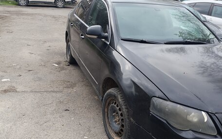 Volkswagen Passat B6, 2006 год, 300 000 рублей, 2 фотография