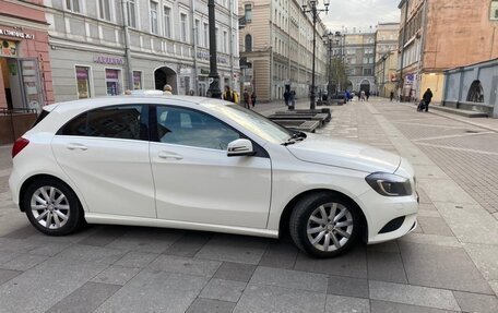 Mercedes-Benz A-Класс, 2014 год, 1 045 000 рублей, 4 фотография