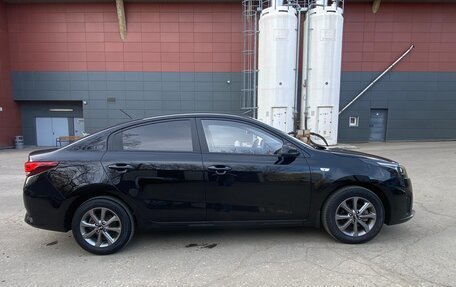 KIA Rio IV, 2020 год, 1 700 000 рублей, 2 фотография