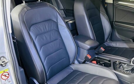 Volkswagen Tiguan II, 2022 год, 3 700 000 рублей, 22 фотография