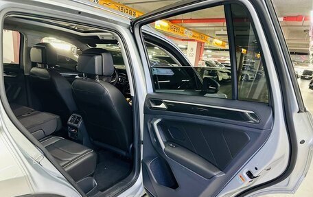 Volkswagen Tiguan II, 2022 год, 3 700 000 рублей, 24 фотография