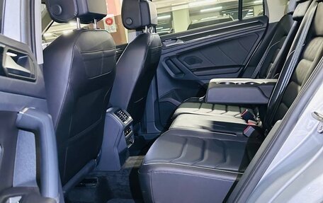 Volkswagen Tiguan II, 2022 год, 3 700 000 рублей, 29 фотография