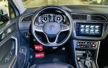 Volkswagen Tiguan II, 2022 год, 3 700 000 рублей, 34 фотография