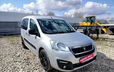 Peugeot Partner II рестайлинг 2, 2021 год, 1 800 000 рублей, 2 фотография