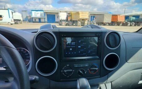 Peugeot Partner II рестайлинг 2, 2021 год, 1 800 000 рублей, 6 фотография